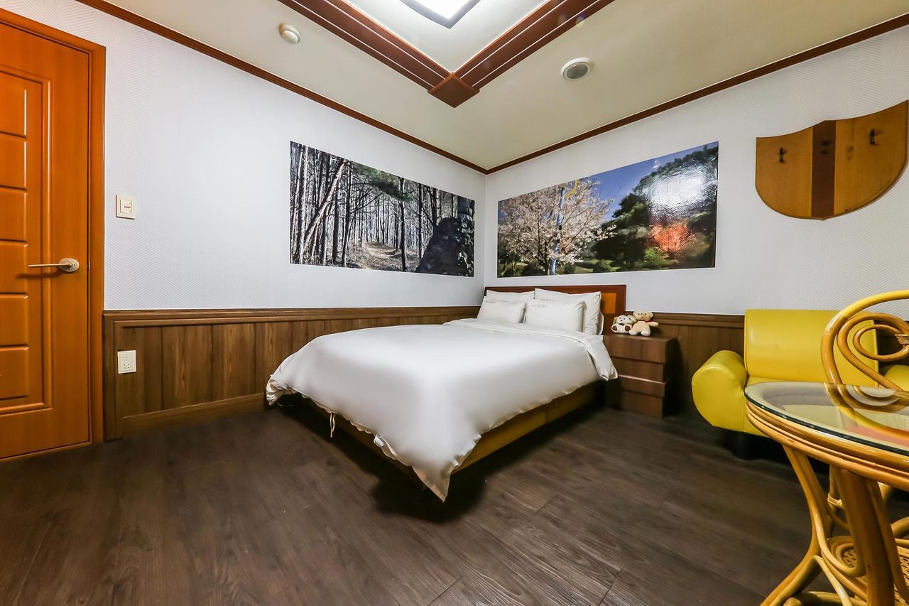 Pine Motel Poljong Kültér fotó