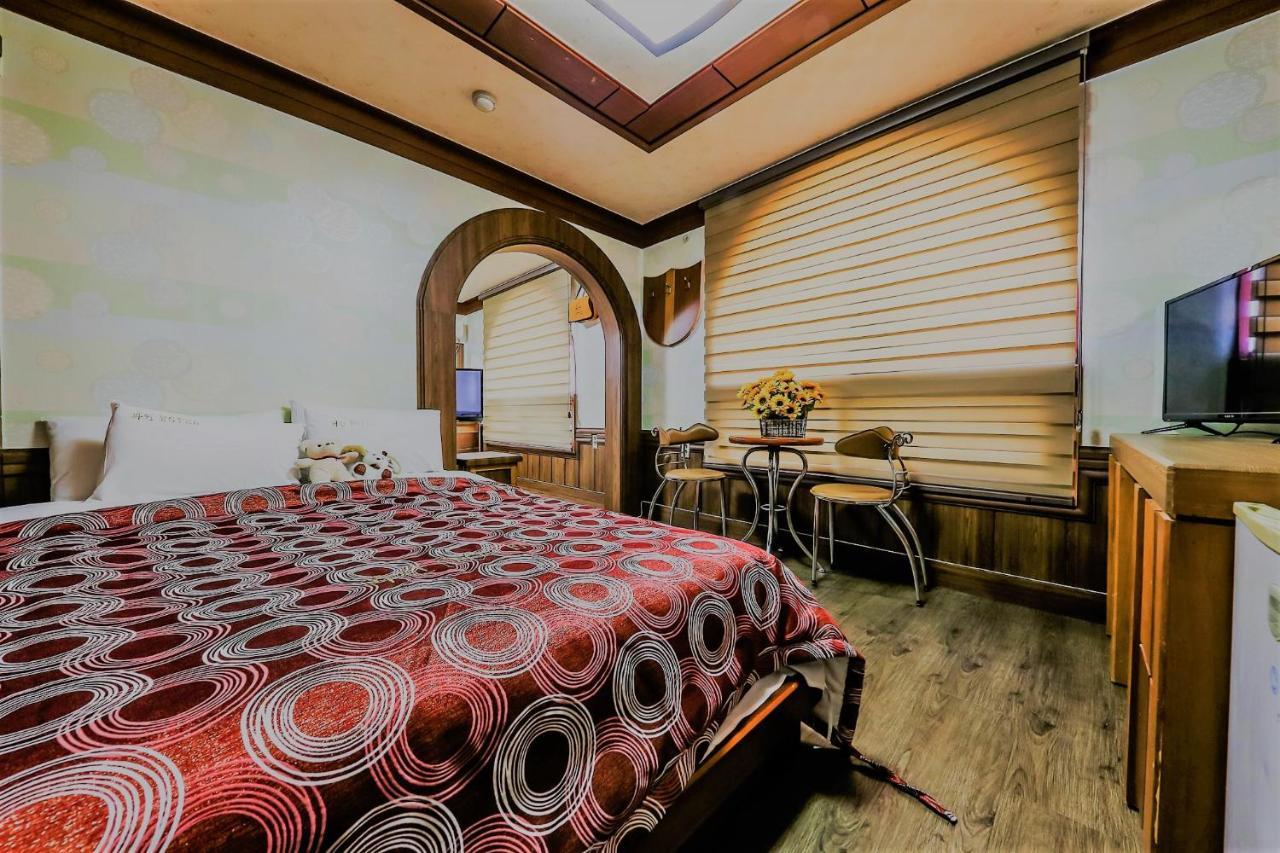 Pine Motel Poljong Kültér fotó
